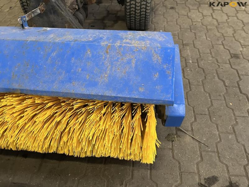 Iseki 2140 kompakt traktor med redskaber 14