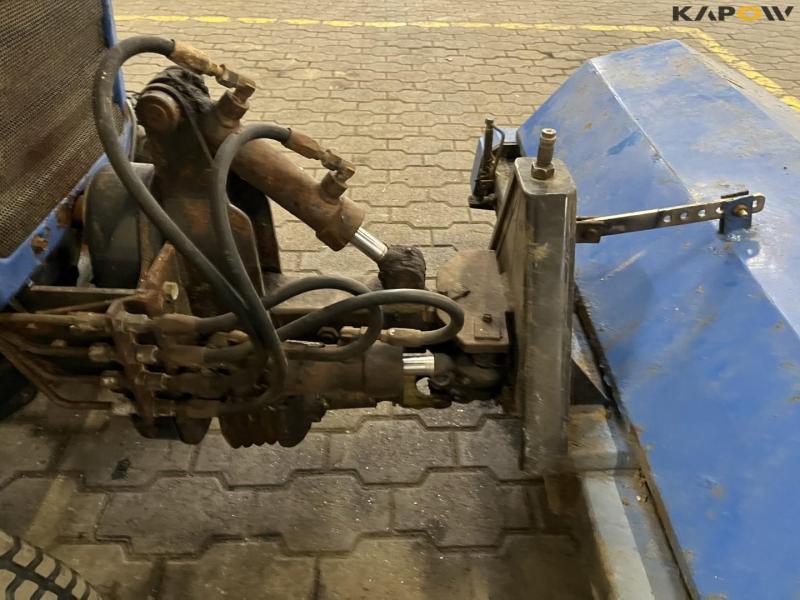 Iseki 2140 kompakt traktor med redskaber 16