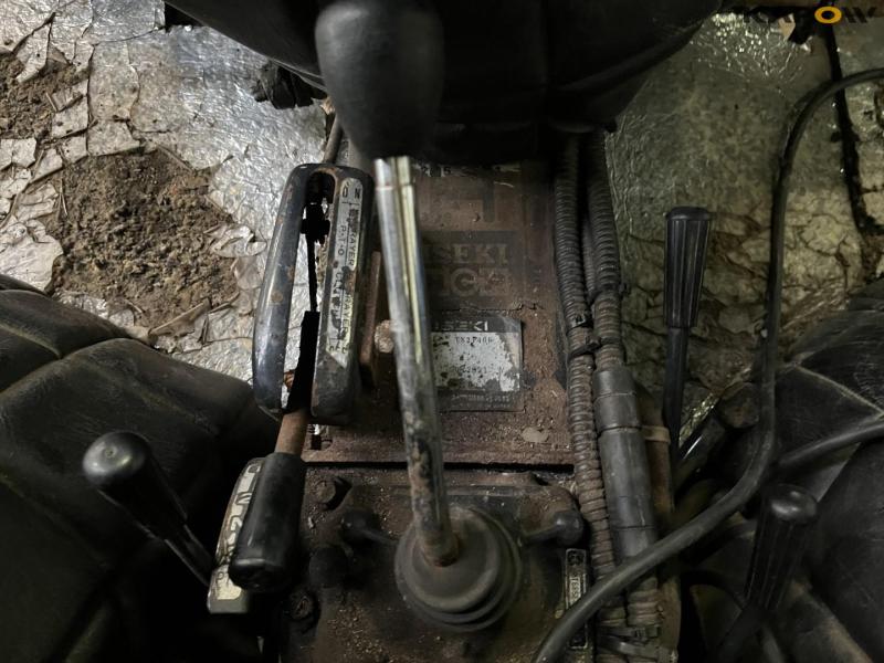 Iseki 2140 kompakt traktor med redskaber 27