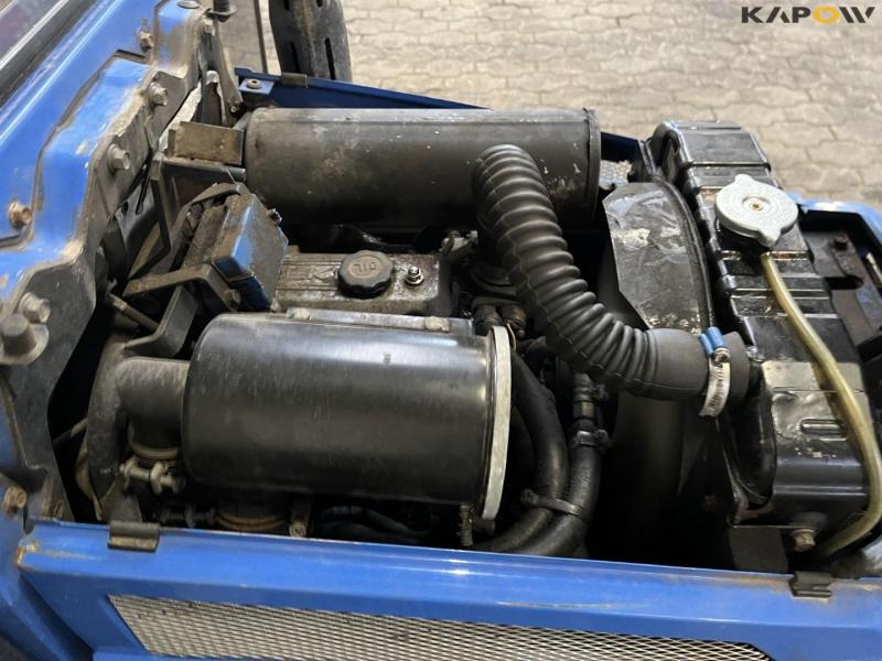 Iseki 318 kompakt traktor med kost og skrabe blad 36