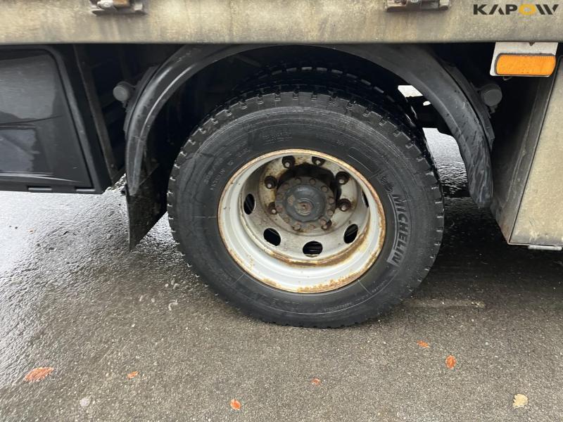 Iveco 120-250 Euro Cargo lastbil med Ferrari F540 kran 19