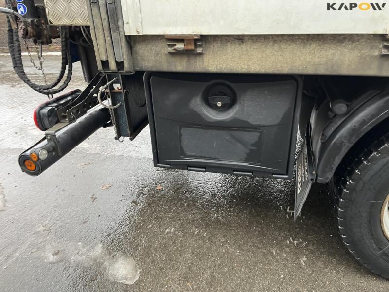 Iveco 120-250 Euro Cargo lastbil med Ferrari F540 kran 20