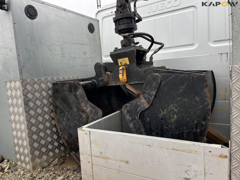 Iveco 120-250 Euro Cargo lastbil med Ferrari F540 kran 29