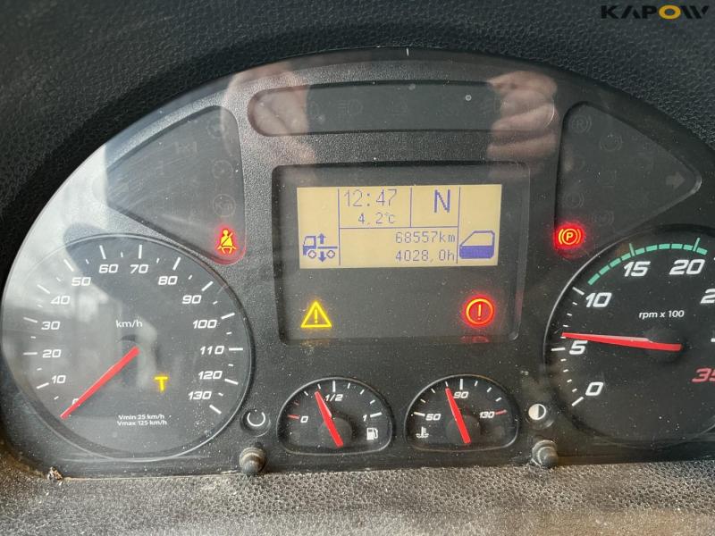 Iveco 120-250 Euro Cargo lastbil med Ferrari F540 kran 42