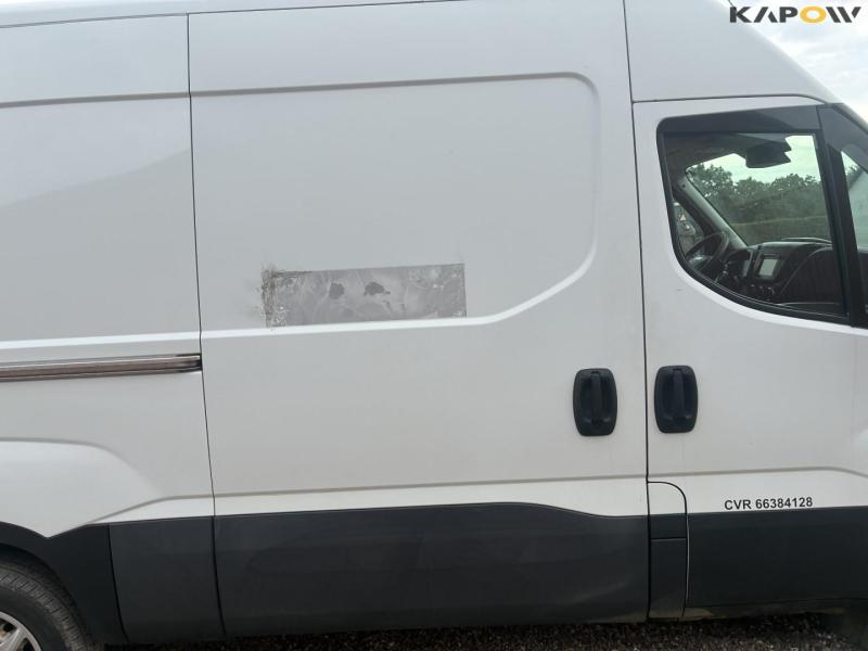 Iveco 35S14 Daily varebil 16