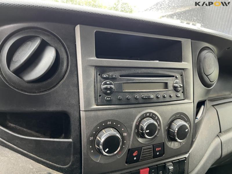 Iveco Daily 35S D mandskabsvogn 33