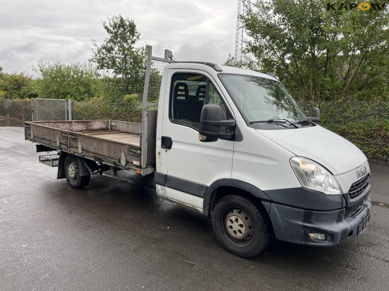 Iveco Daily 35S varebil 3