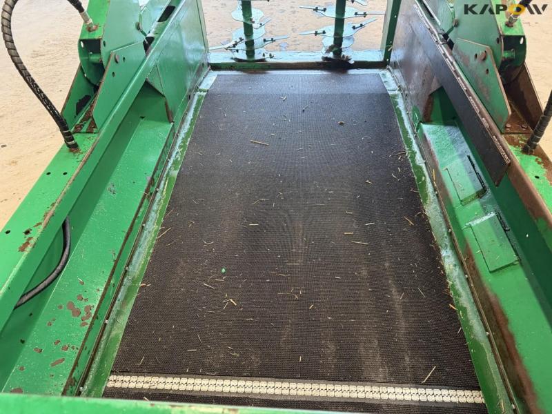 JB-Maskiner spread-a-bale maxi strømaskine med Volvo hitch 19