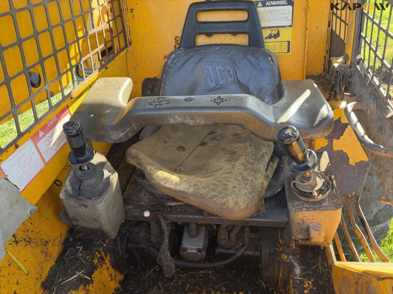 JCB 165 skid steer 19