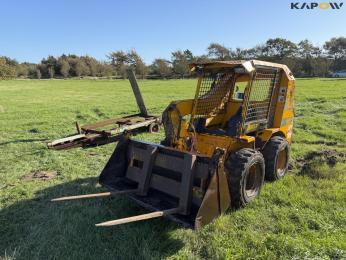 JCB 165 skid steer