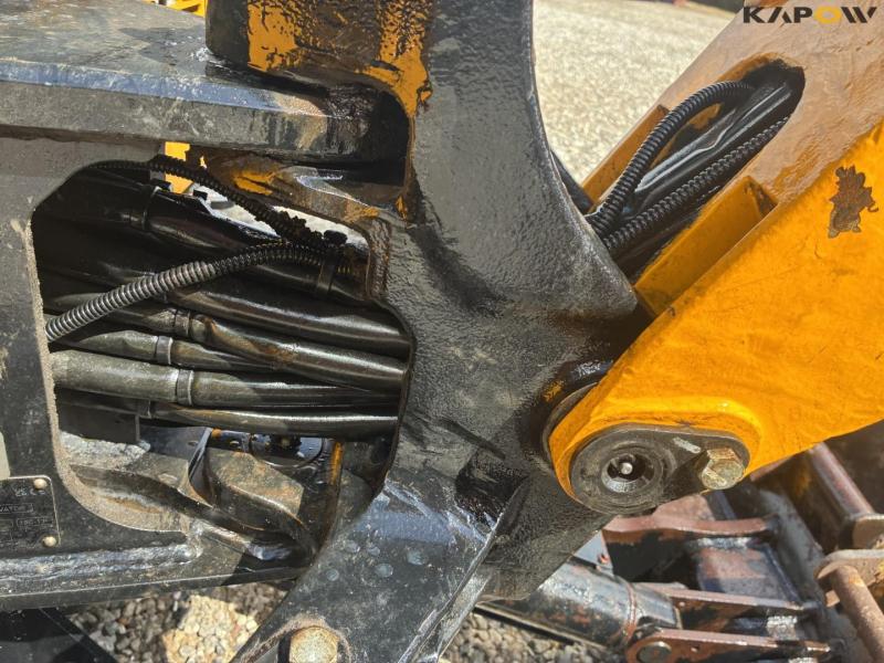 JCB 19/C-1 mini gravemaskine 25
