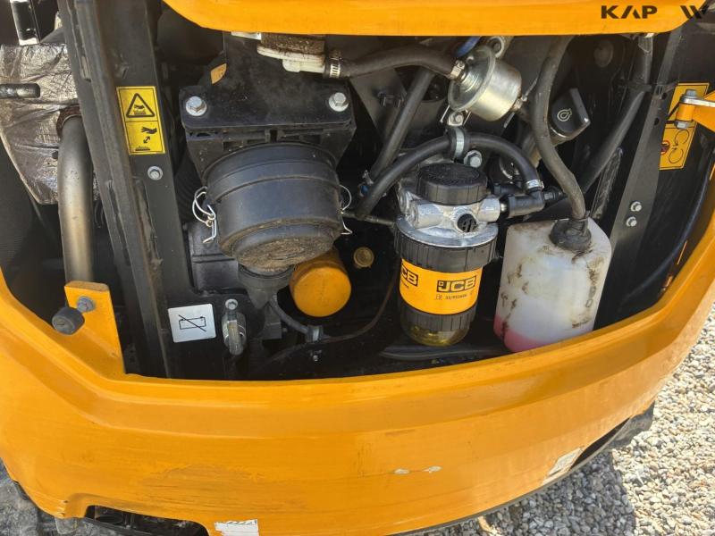 JCB 19/C-1 mini gravemaskine 38