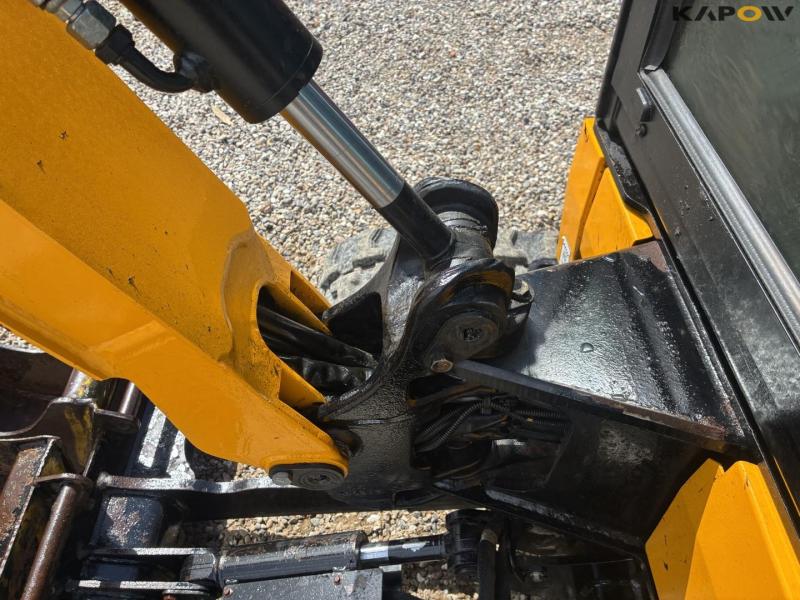 JCB 19/C-1 mini gravemaskine 12