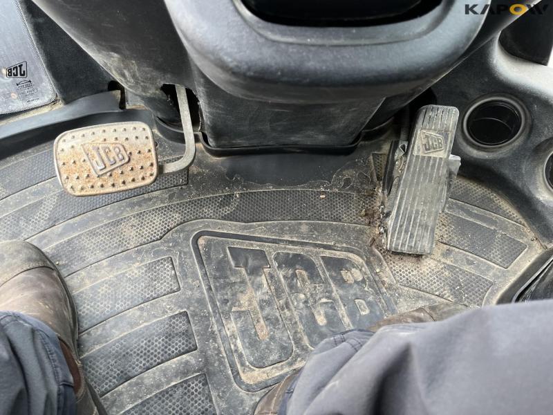 JCB 409 gummihjulslæsser 33