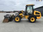 JCB 409 gummihjulslæsser 8
