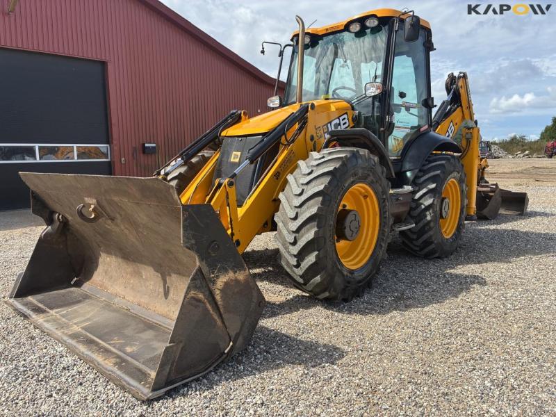 JCB 4CX rendegraver 1