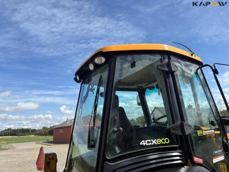 JCB 4CX rendegraver 77