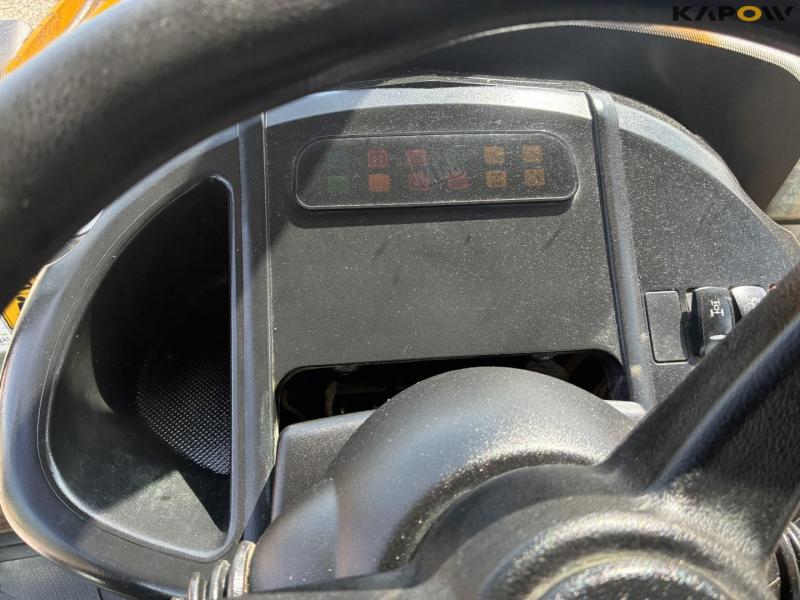 JCB 4CX rendegraver 85