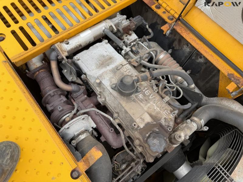 JCB JS220LC gravemaskine 28
