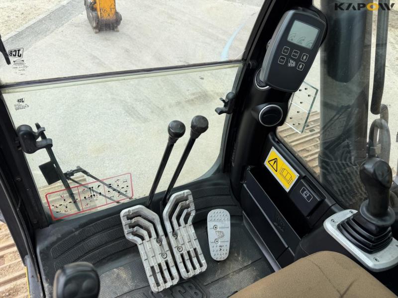 JCB JS220LC gravemaskine 38