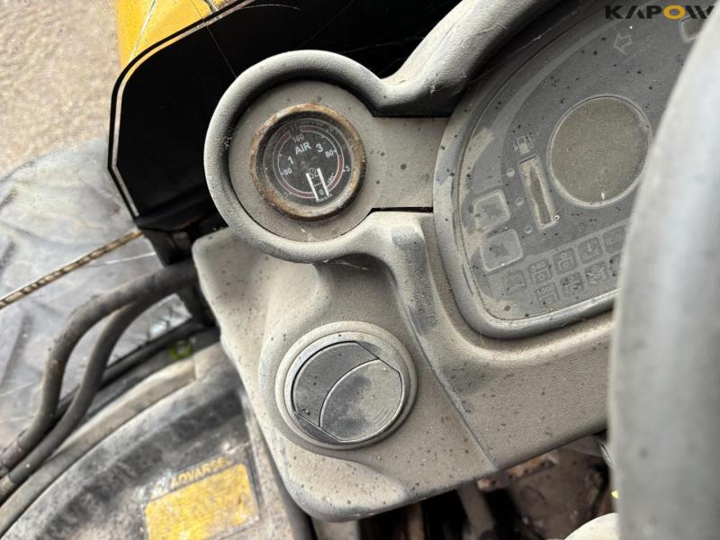 JCB traktor - Brændt 36