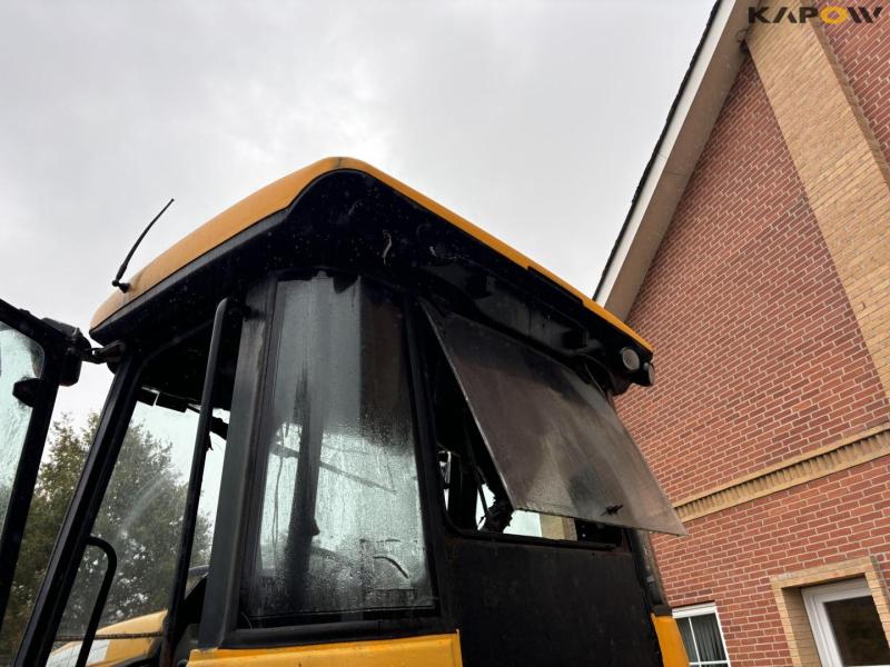 JCB traktor - Brændt 41