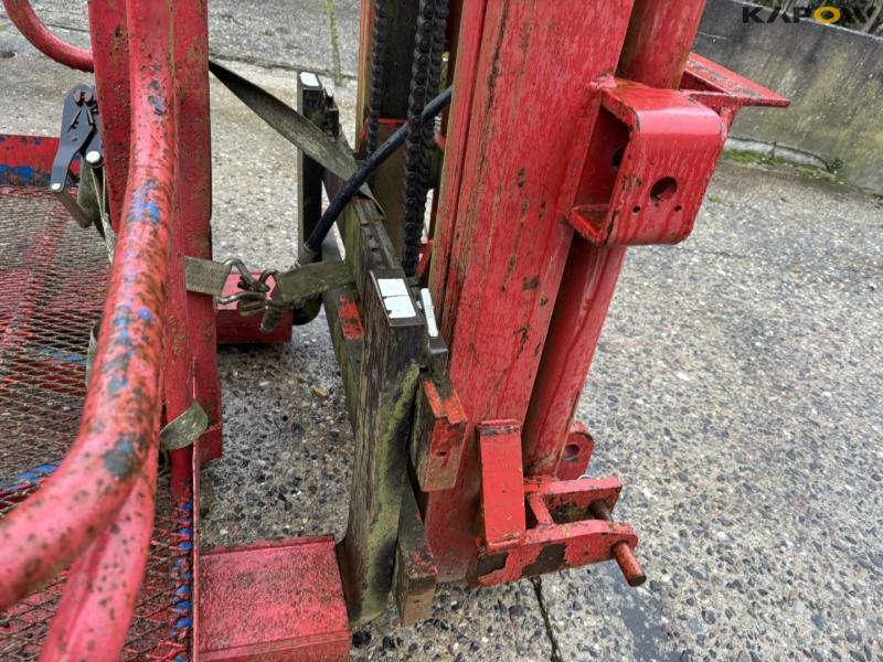 Jelau gaffeltårn med mandskabskurv 24