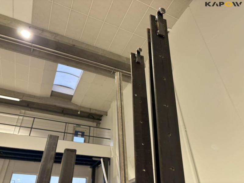 Jernholder med indhold 25