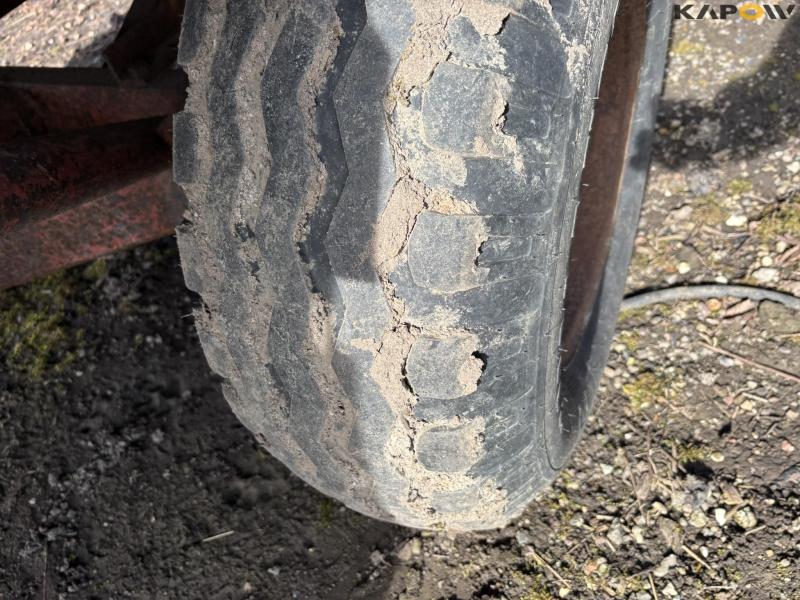 JF AV40 med møgspreder 37