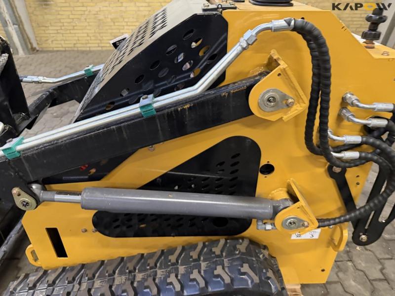 Jining Lihua Heavy T360 minilæsser på lavebånd 10