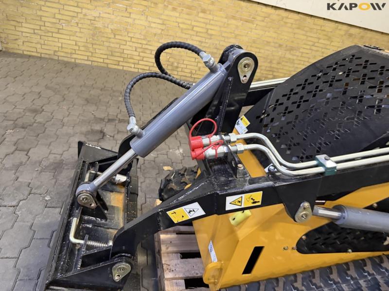 Jining Lihua Heavy T360 minilæsser på lavebånd 10