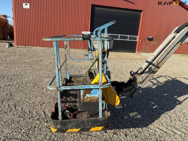 JLG M600JP lift 9