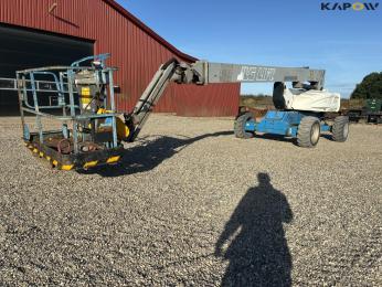 JLG M600JP lift
