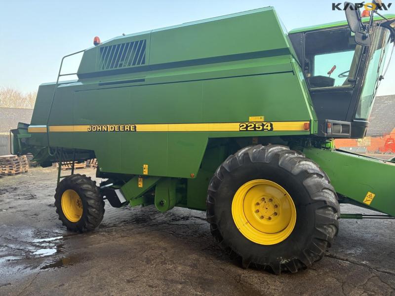 John Deere 2254 mejetærsker 8