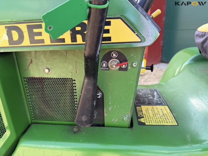 John Deere 318 havetraktor med klippebord 10
