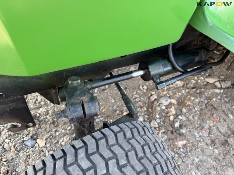 John Deere 318 havetraktor med klippebord 11