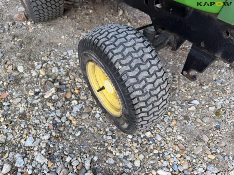 John Deere 318 havetraktor med klippebord 27