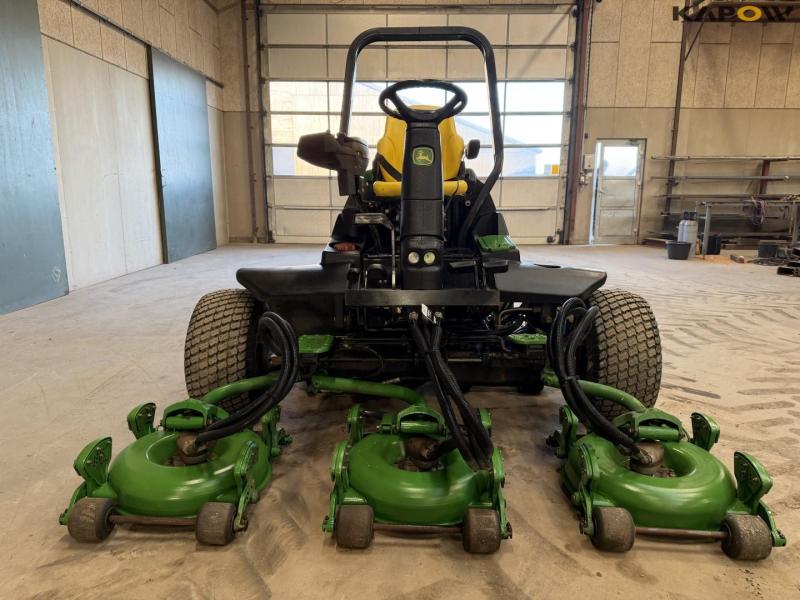 John Deere 32450 græsklipper 2