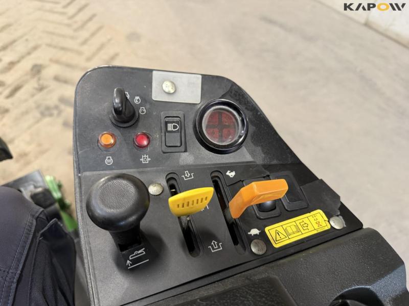 John Deere 32450 græsklipper 28