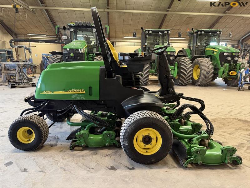 John Deere 3245C græsklipper 4