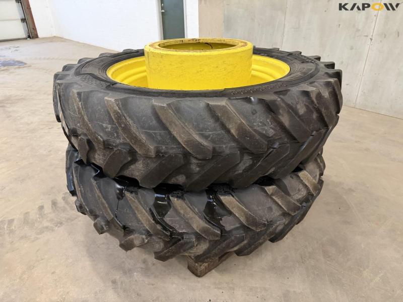 John Deere 380/80-R38 hjul 8