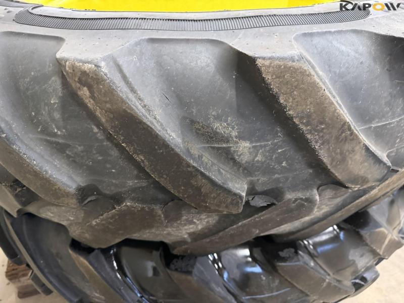 John Deere 380/80-R38 hjul 12