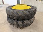 John Deere 380/80-R38 hjul 8