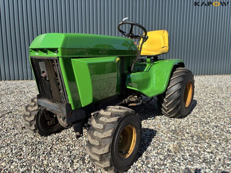 John Deere 400 havetraktor 1