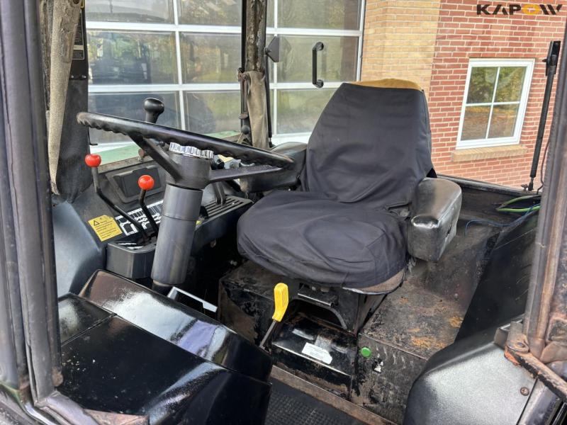 John Deere 4240S traktor 44