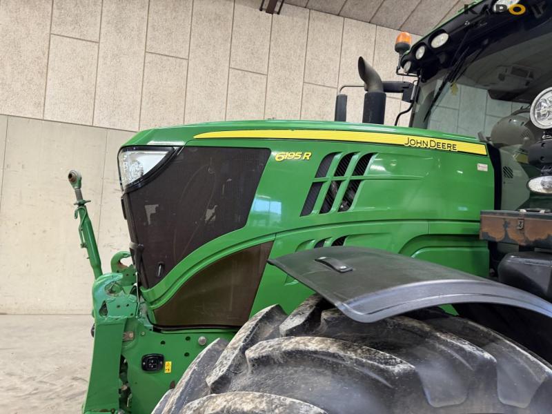 John Deere 6195R traktor 8