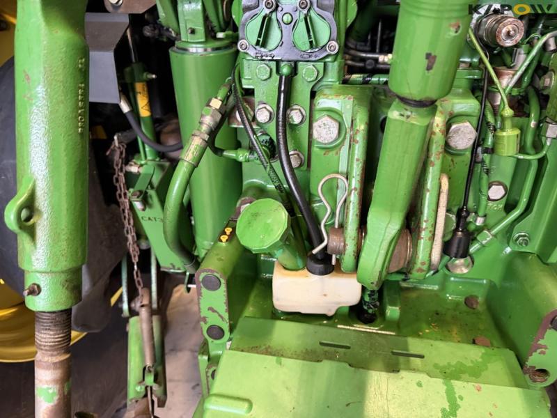 John Deere 6195R traktor 29