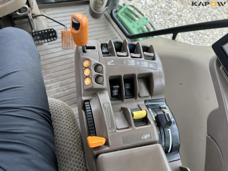 John Deere 6210R traktor 39