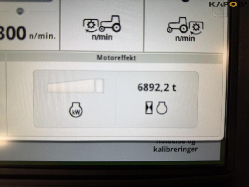 John Deere 6215R traktor 54