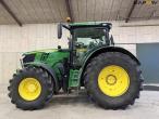 John Deere 6215R traktor 7